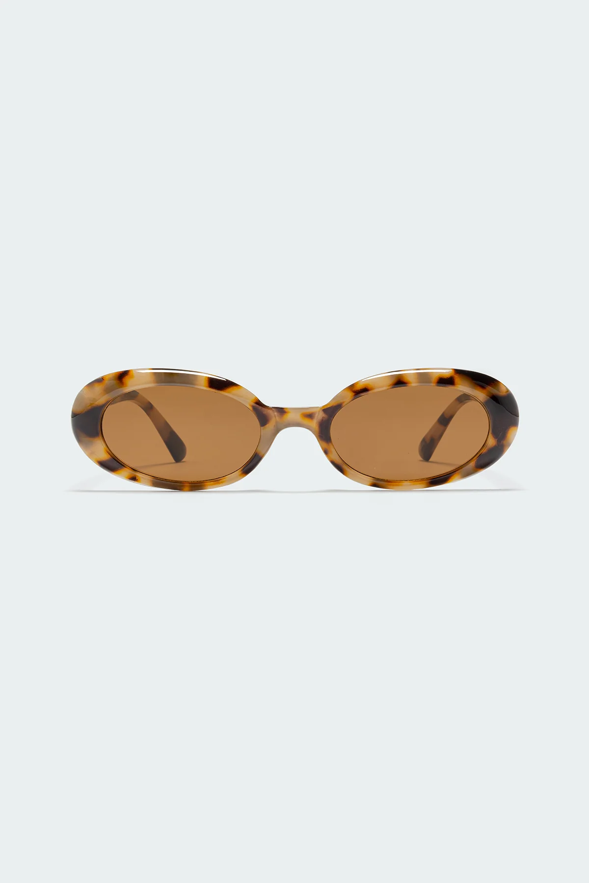 Mani Oval Sunglasses - Image 2