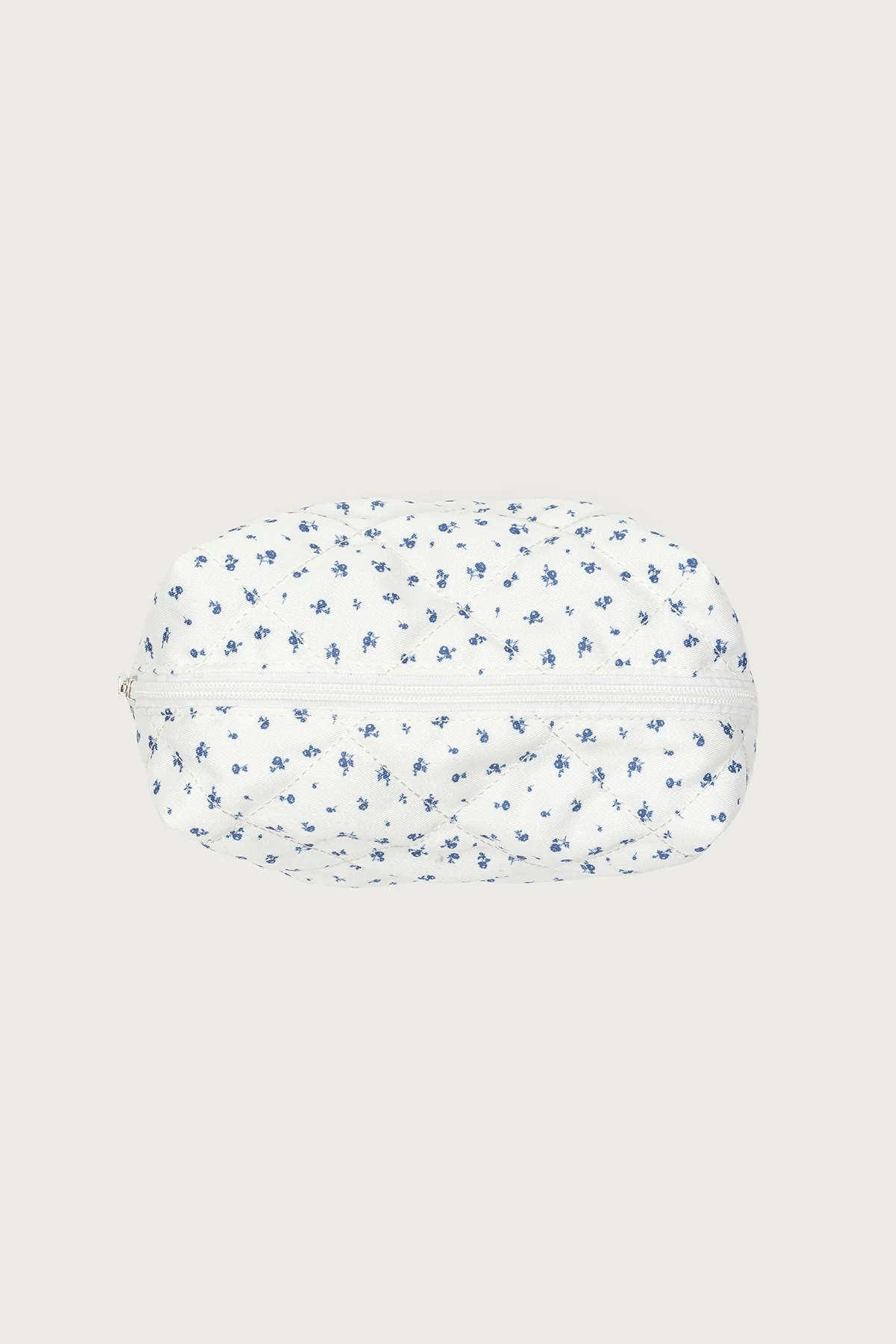 Bloomy Quilted Makeup Bag - Image 2
