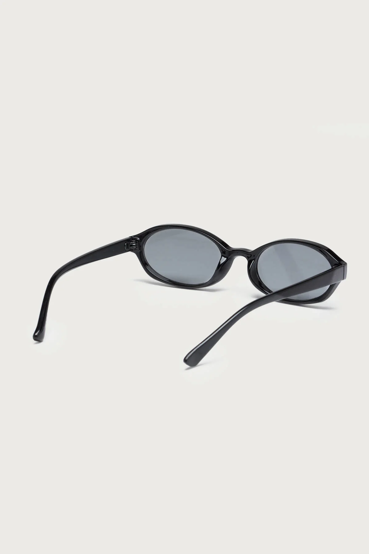Clarke Oval Sunglasses - Image 4