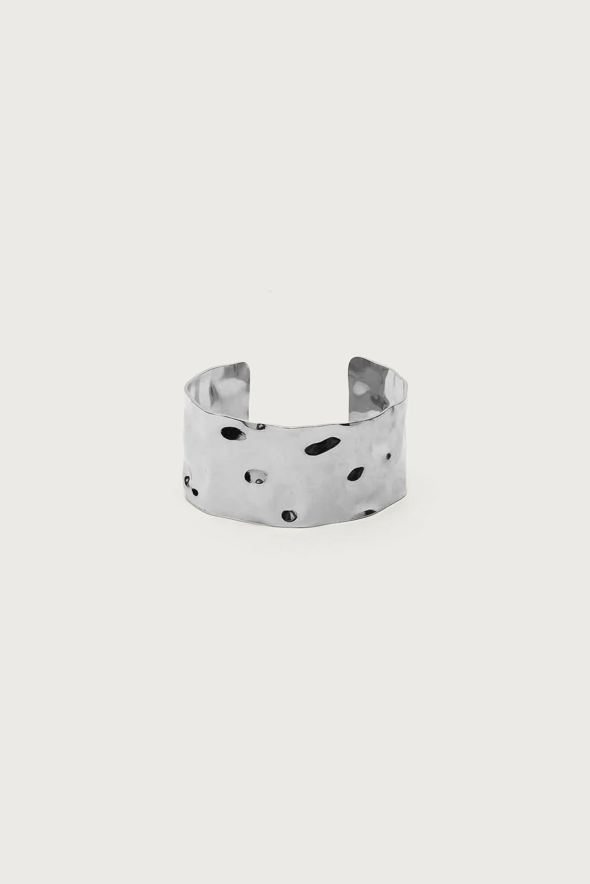 Hammered Look Arm Cuff - Image 2