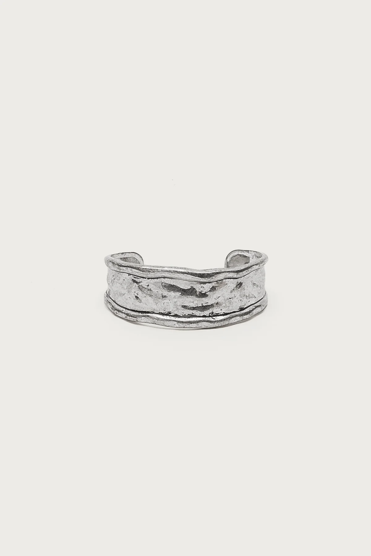 Vintage Look Arm Cuff - Image 2