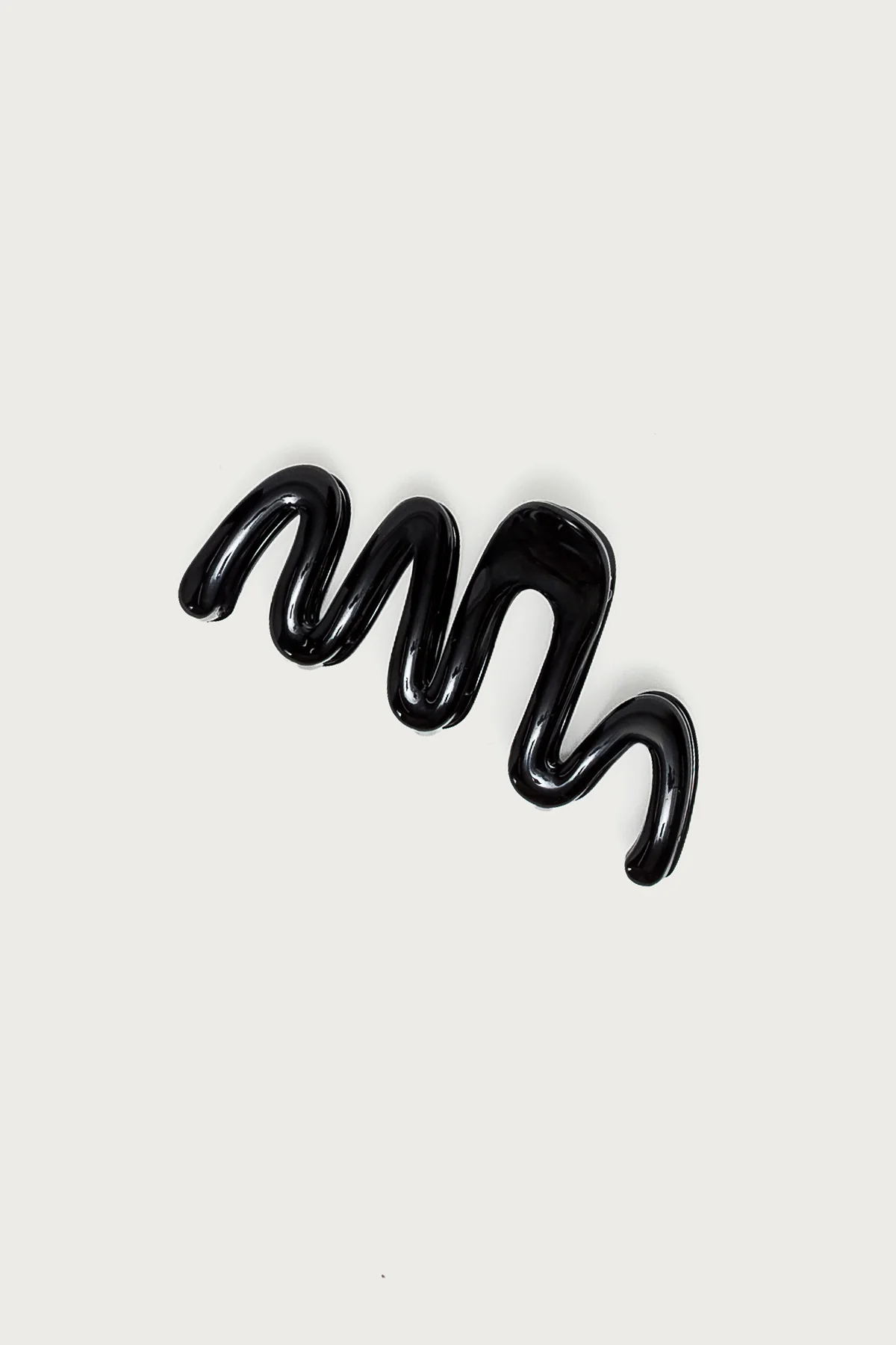Abstract Claw Clip - Image 2