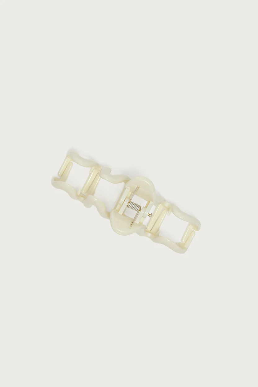 Abstract Claw Clip - Image 3