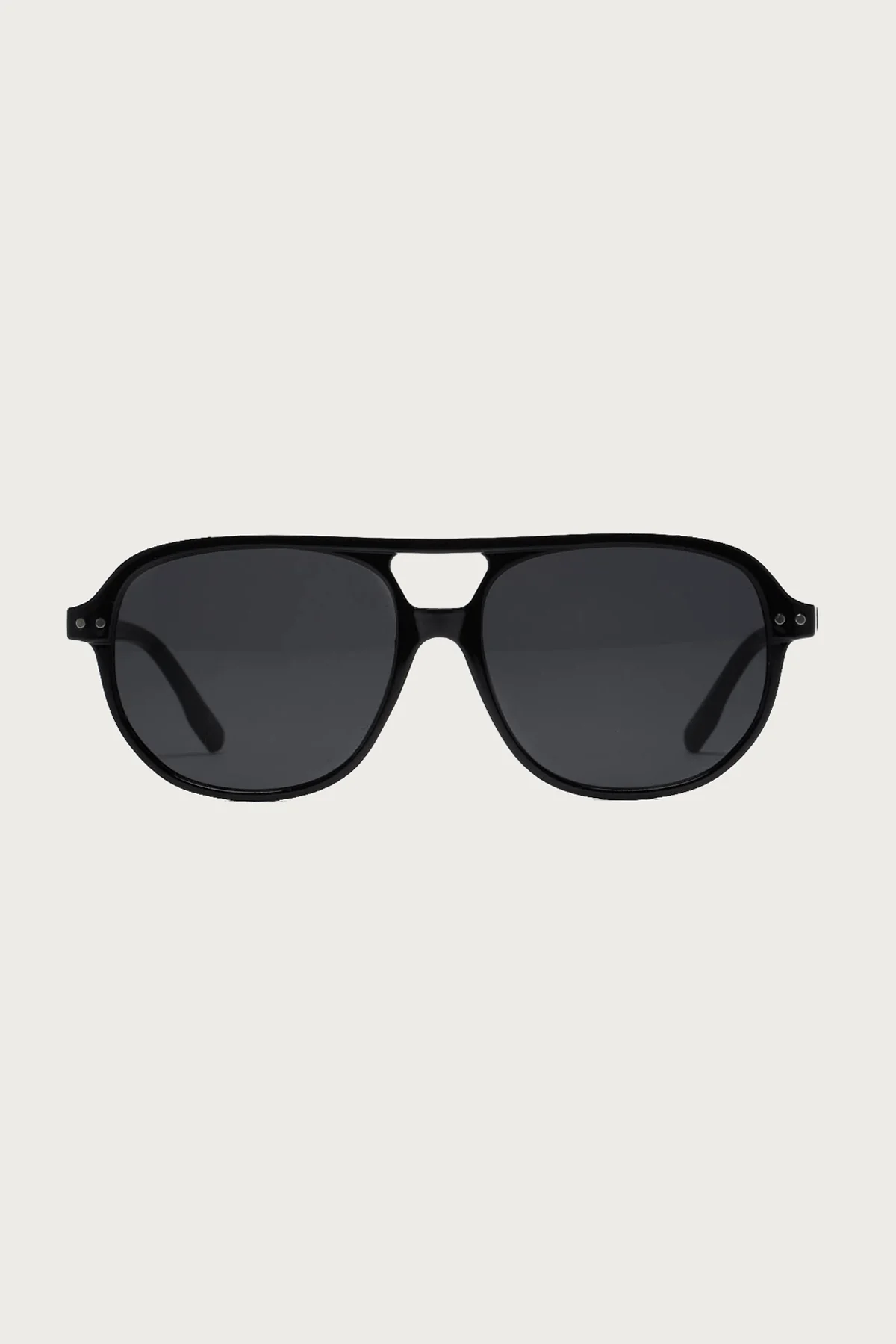 Ikon Round Sunglasses - Image 2