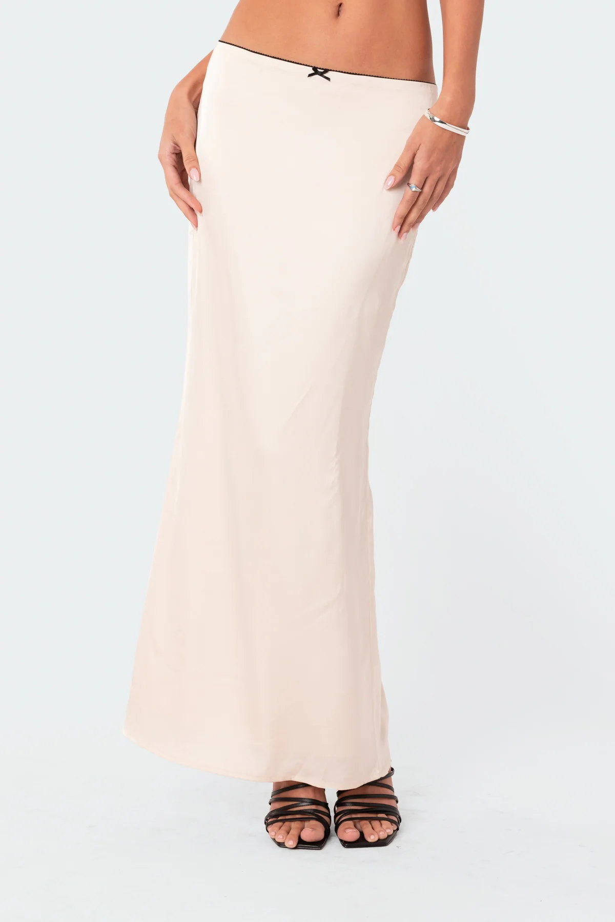 Satin Effect Back Slitted Low Rise Maxi Skirt - Image 2