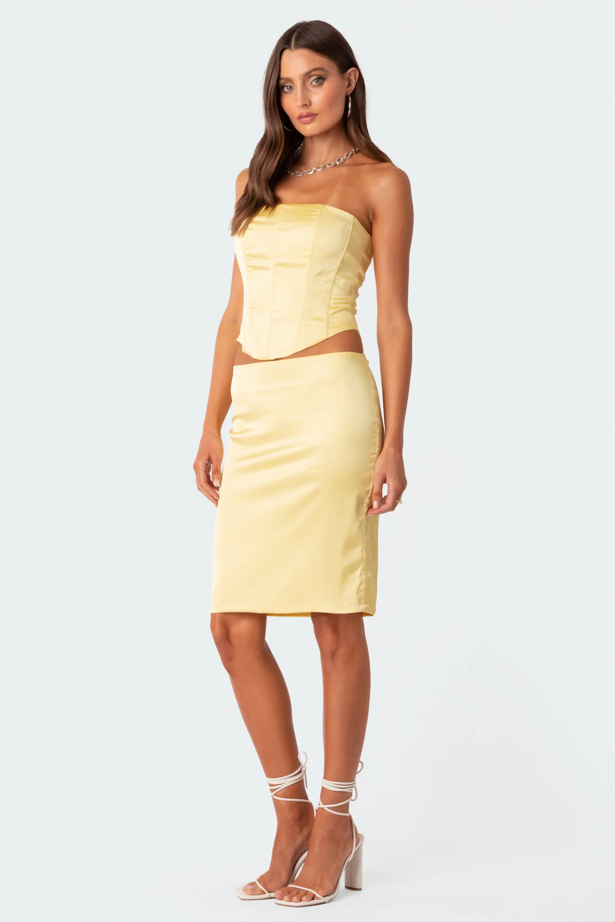 Gracelynn Satin Effect Lace Up Corset - Image 3