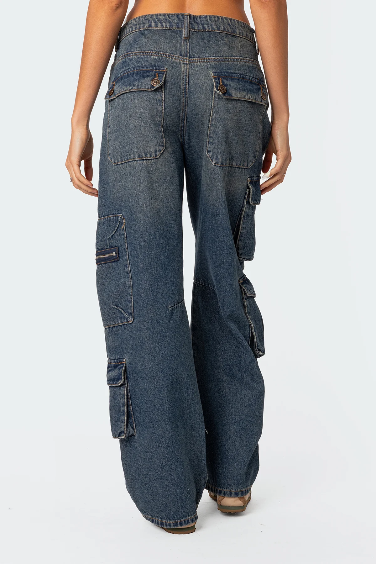 Adana Low Rise Baggy Cargo Jeans - Image 4