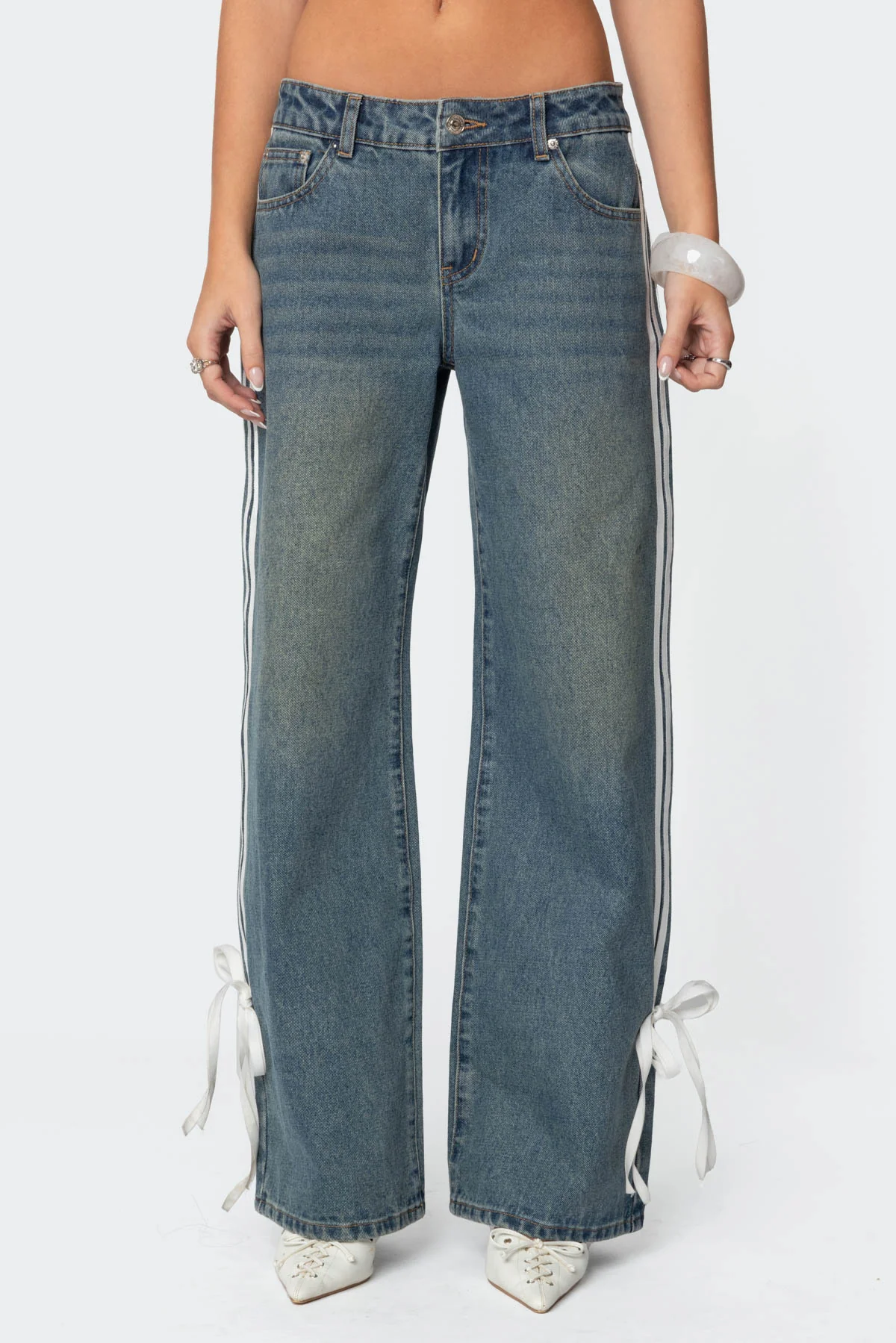 Ribbon Washed Low Rise Baggy Jeans - Image 2
