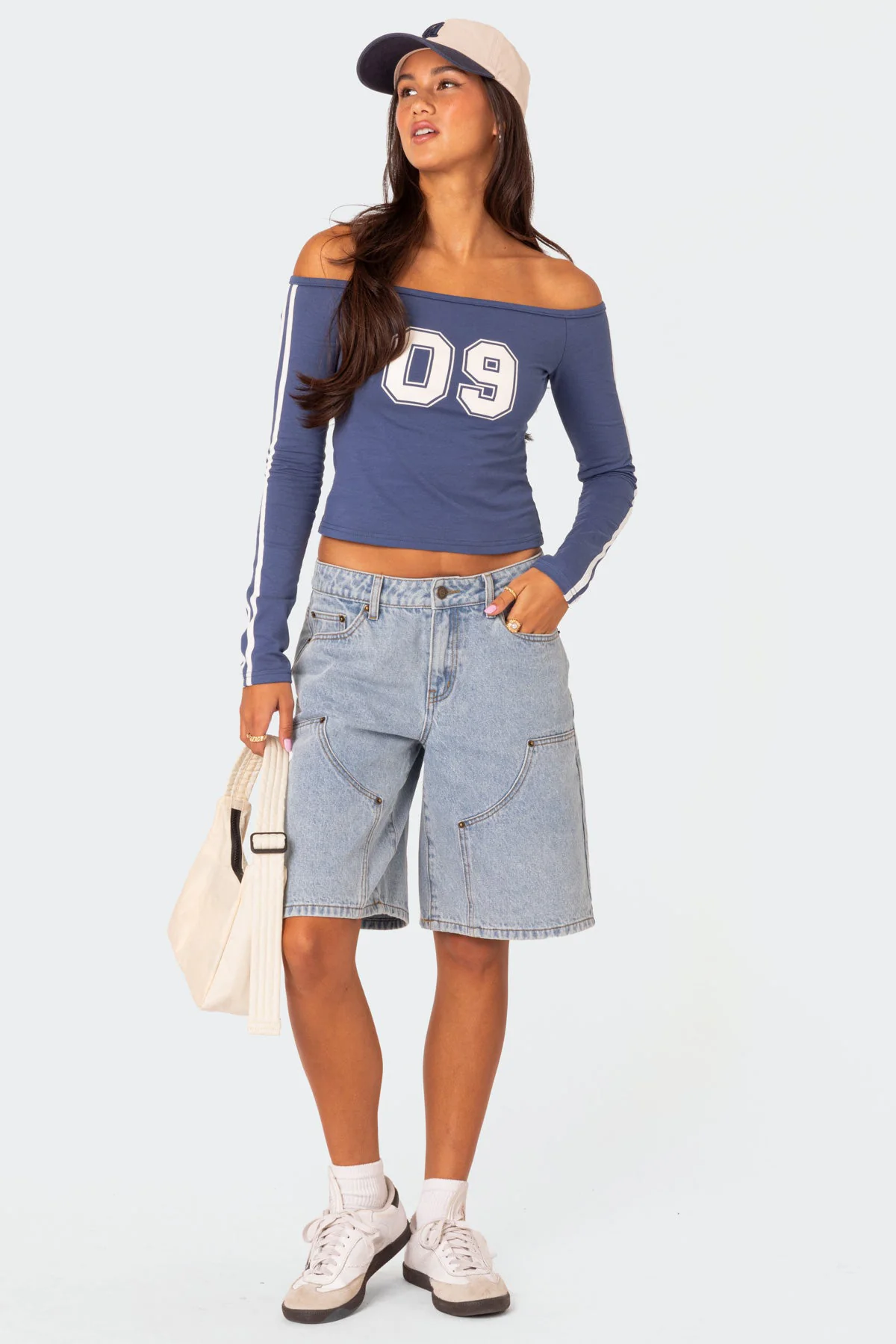 90'S Off Shoulder Long Sleeve T Shirt - Image 2