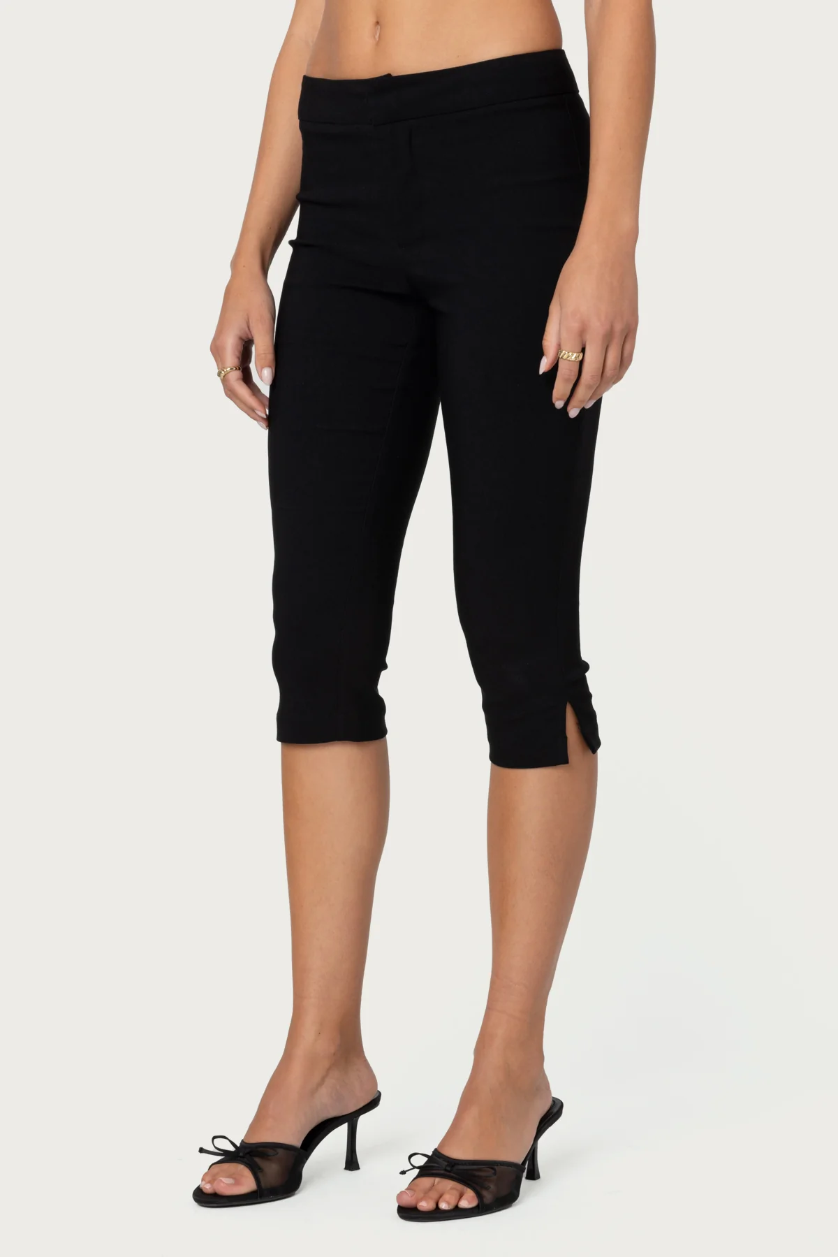 Sarafina Capri Pants - Image 5