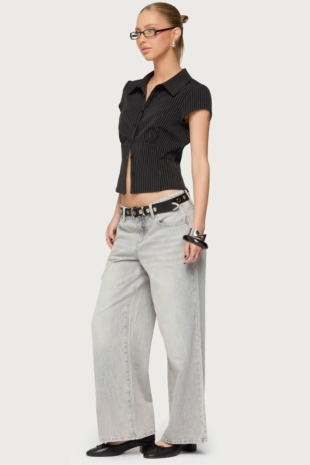 Petite Magda Acid Wash Low Rise Baggy Jeans - Image 3