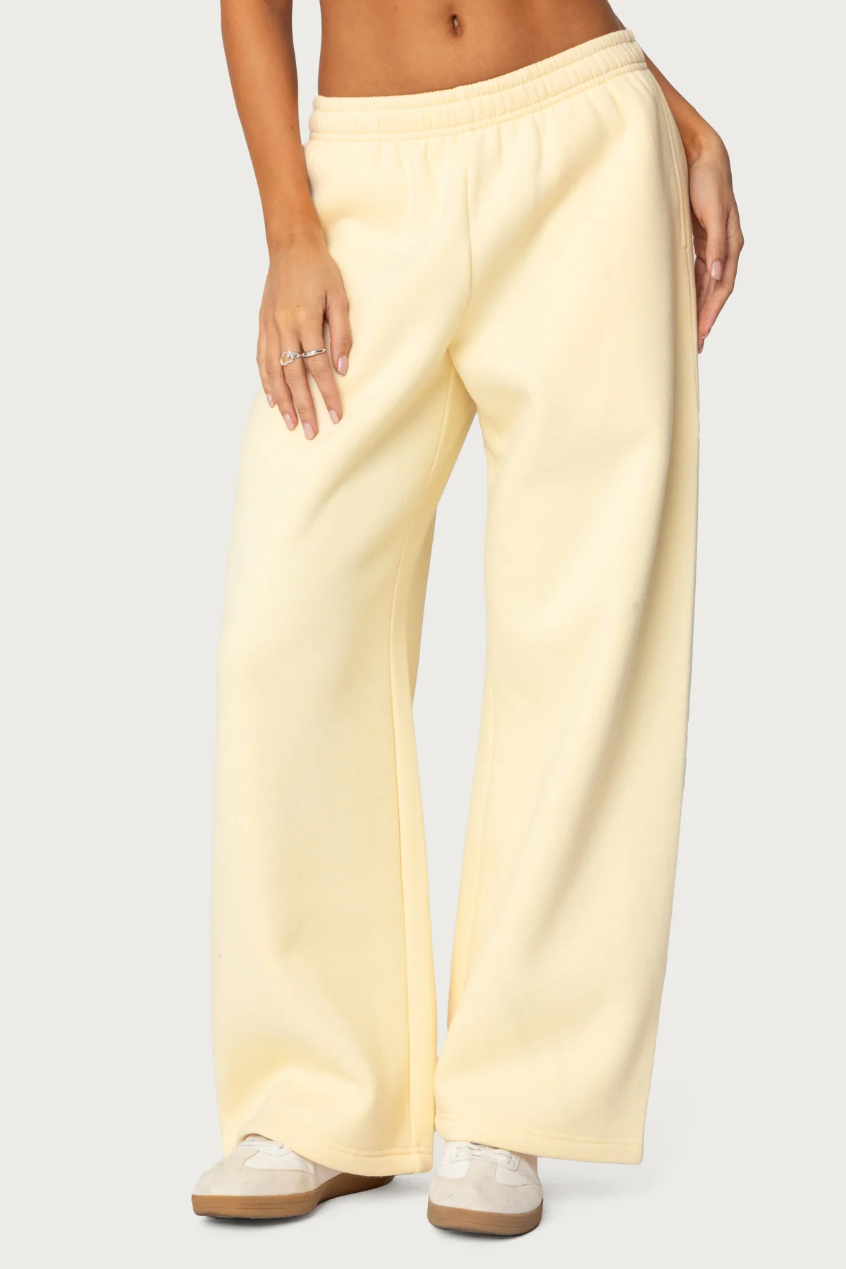 Bonney Bow Detail Sweatpants - Image 2