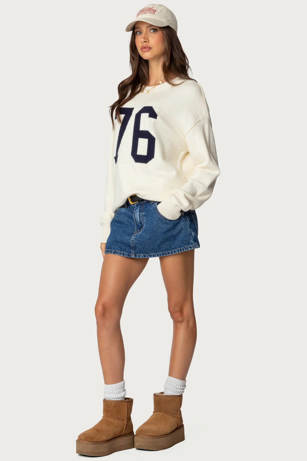 76 Sweater - Image 4