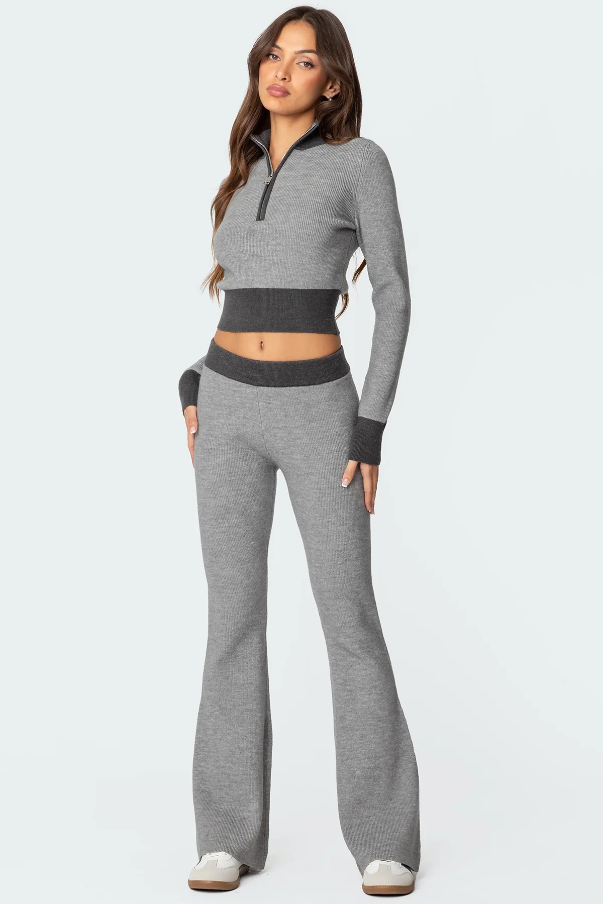 Lei Contrast Knit Flared Pants - Image 3