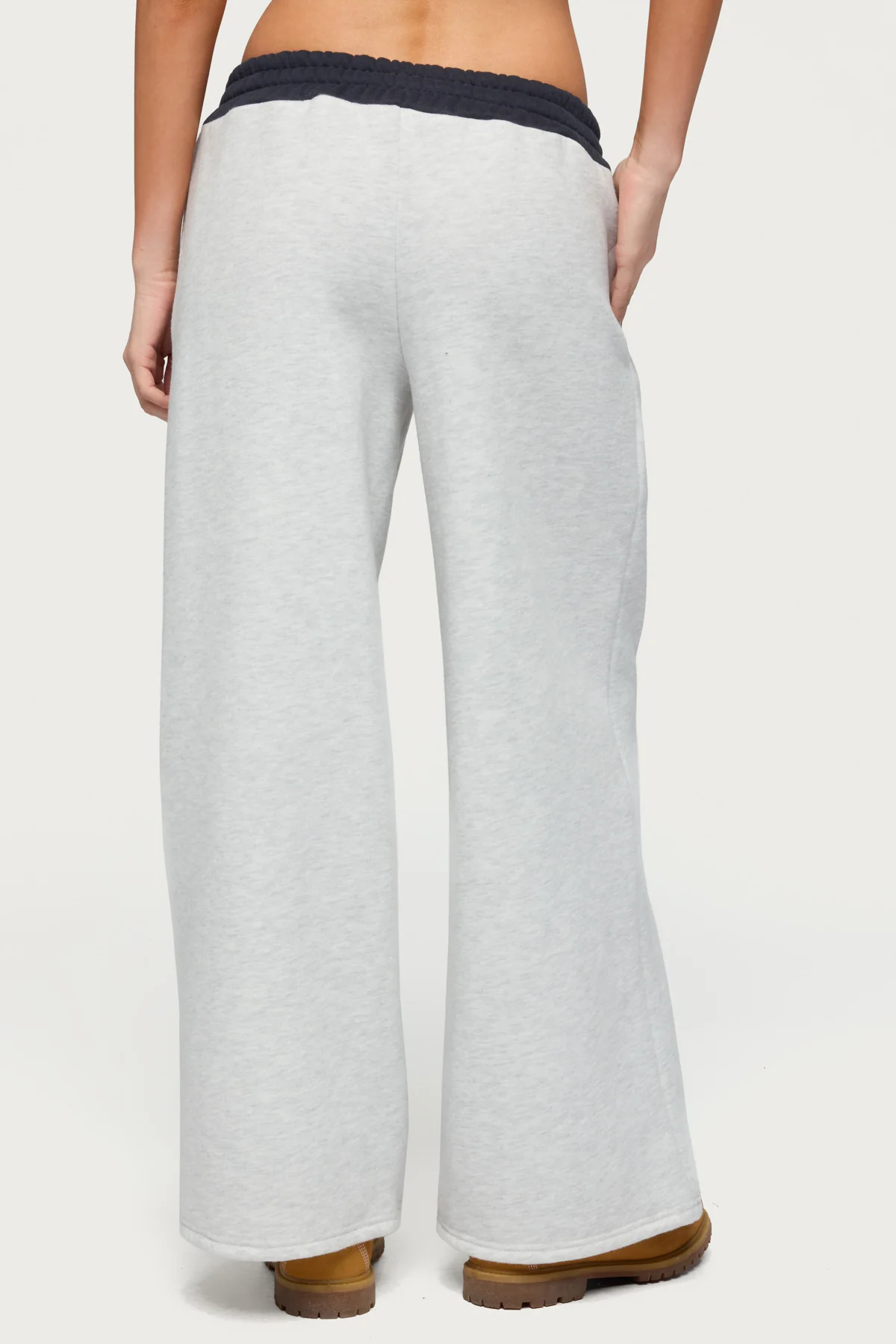Petite Edikted Contrast Embroidered Sweatpants - Image 4