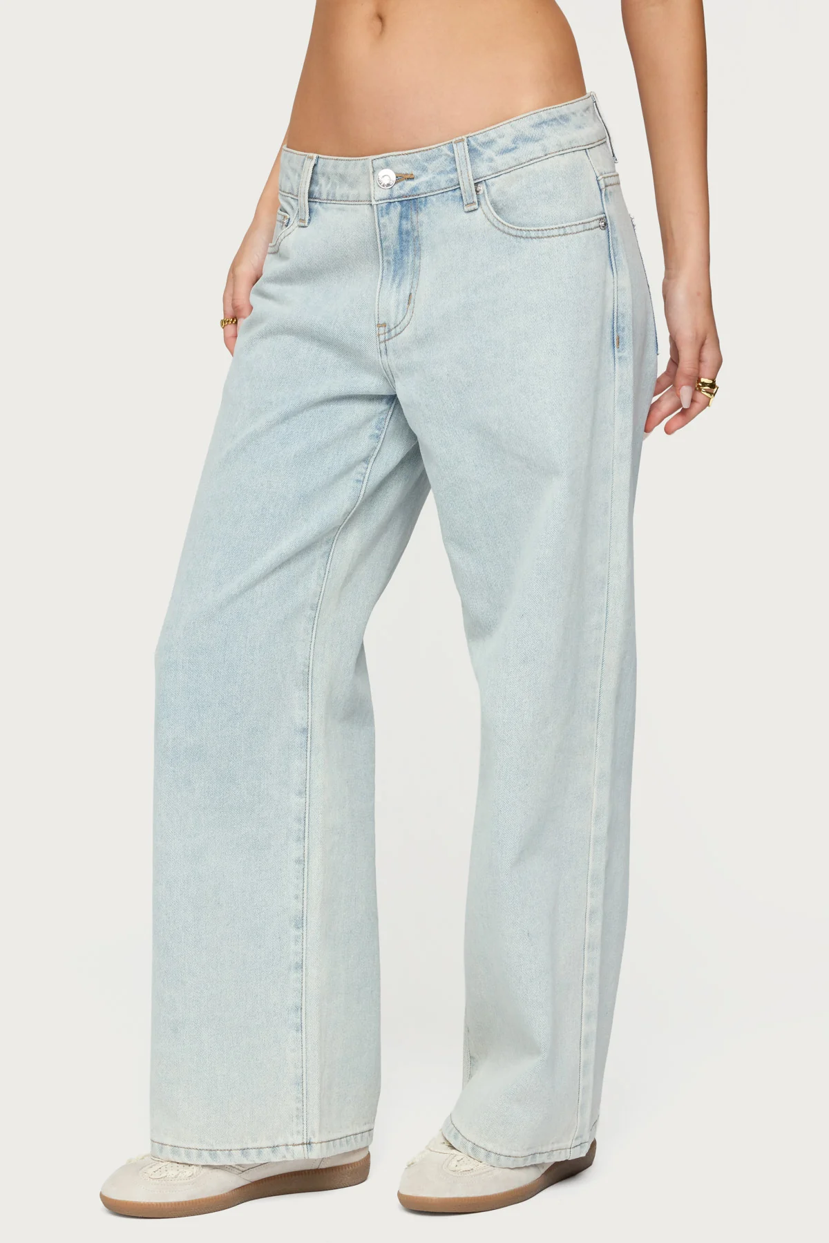 Petite Bow Pocket Low Rise Baggy Jeans - Image 4