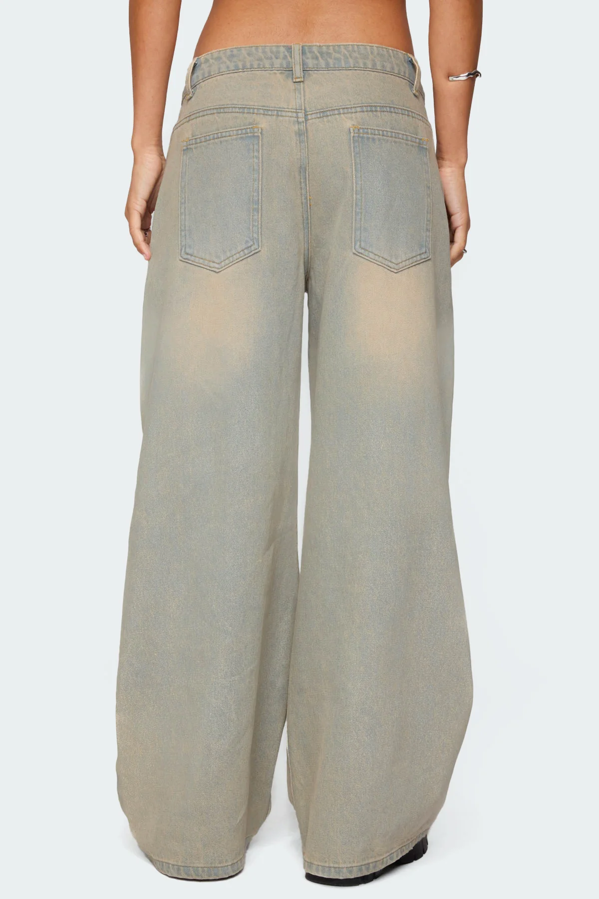 Santi Low Rise Baggy Jeans - Image 4