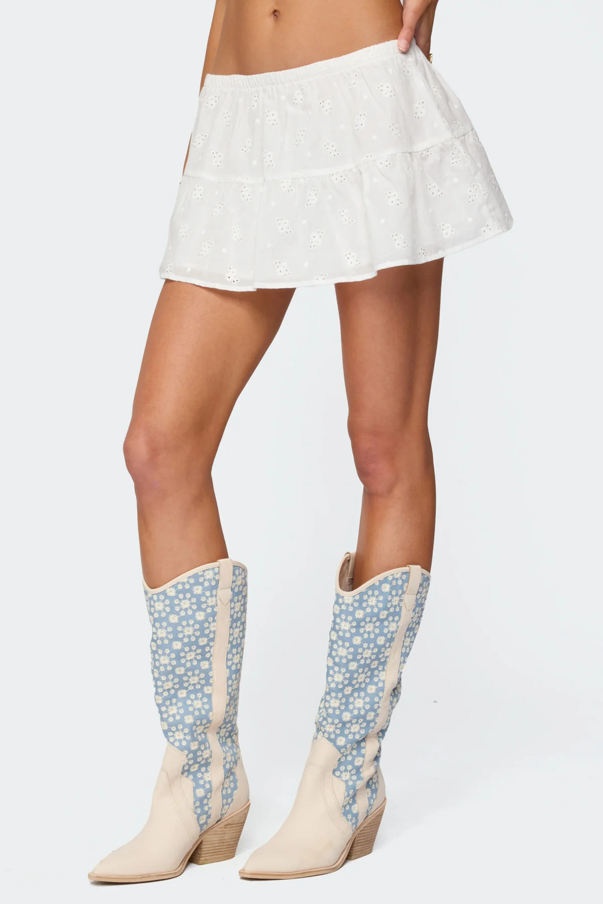 Dora Eyelet Flared Mini Skirt - Image 4