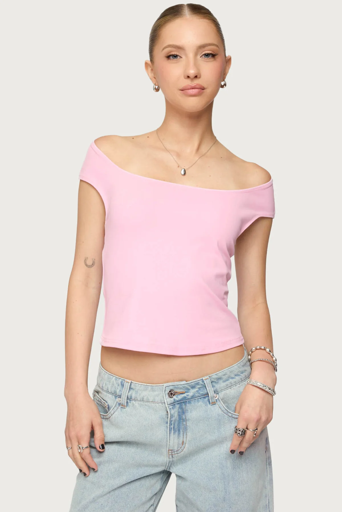 Mikkey Cut Out Off Shoulder Top - Image 4
