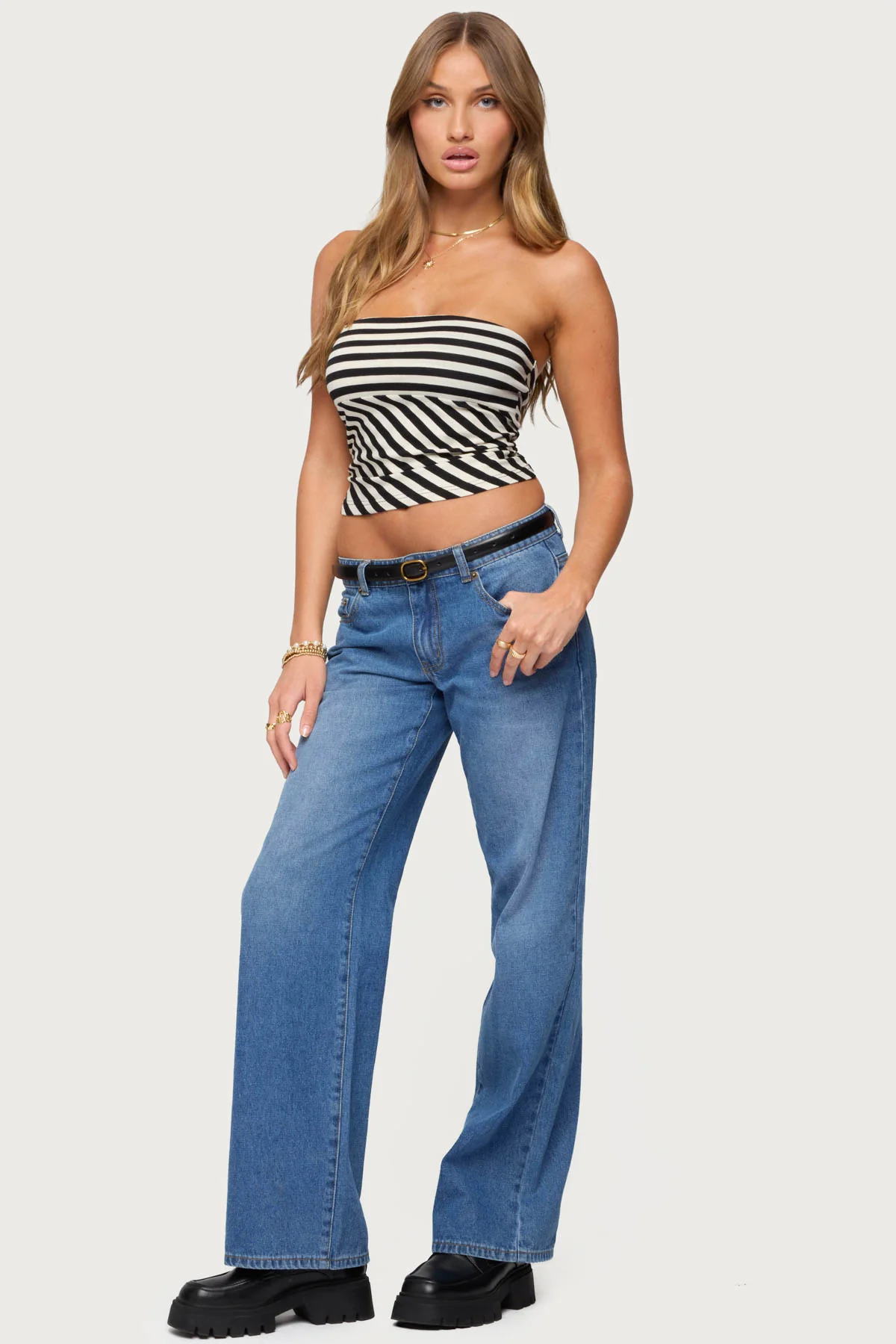 Nikoletta Low Rise Straight Leg Jeans - Image 4