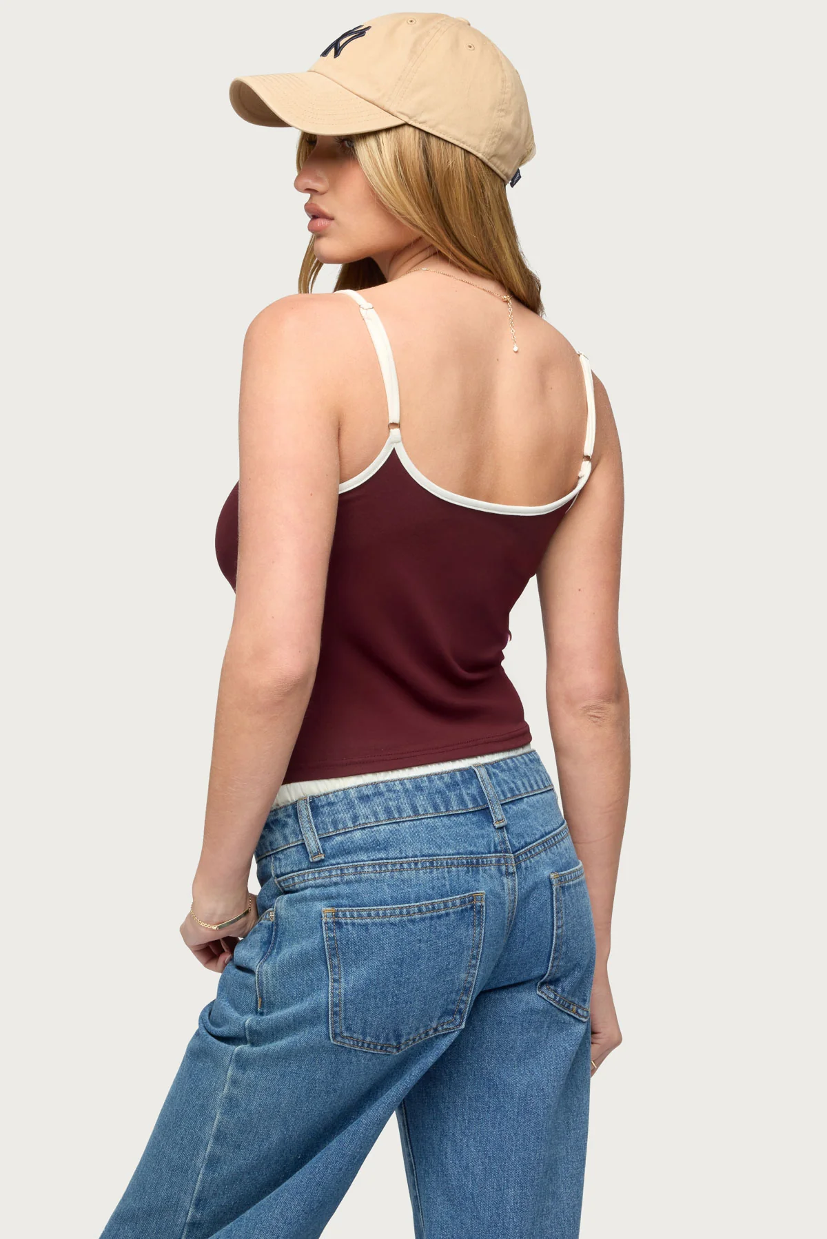 76 Contrast Tank Top - Image 4
