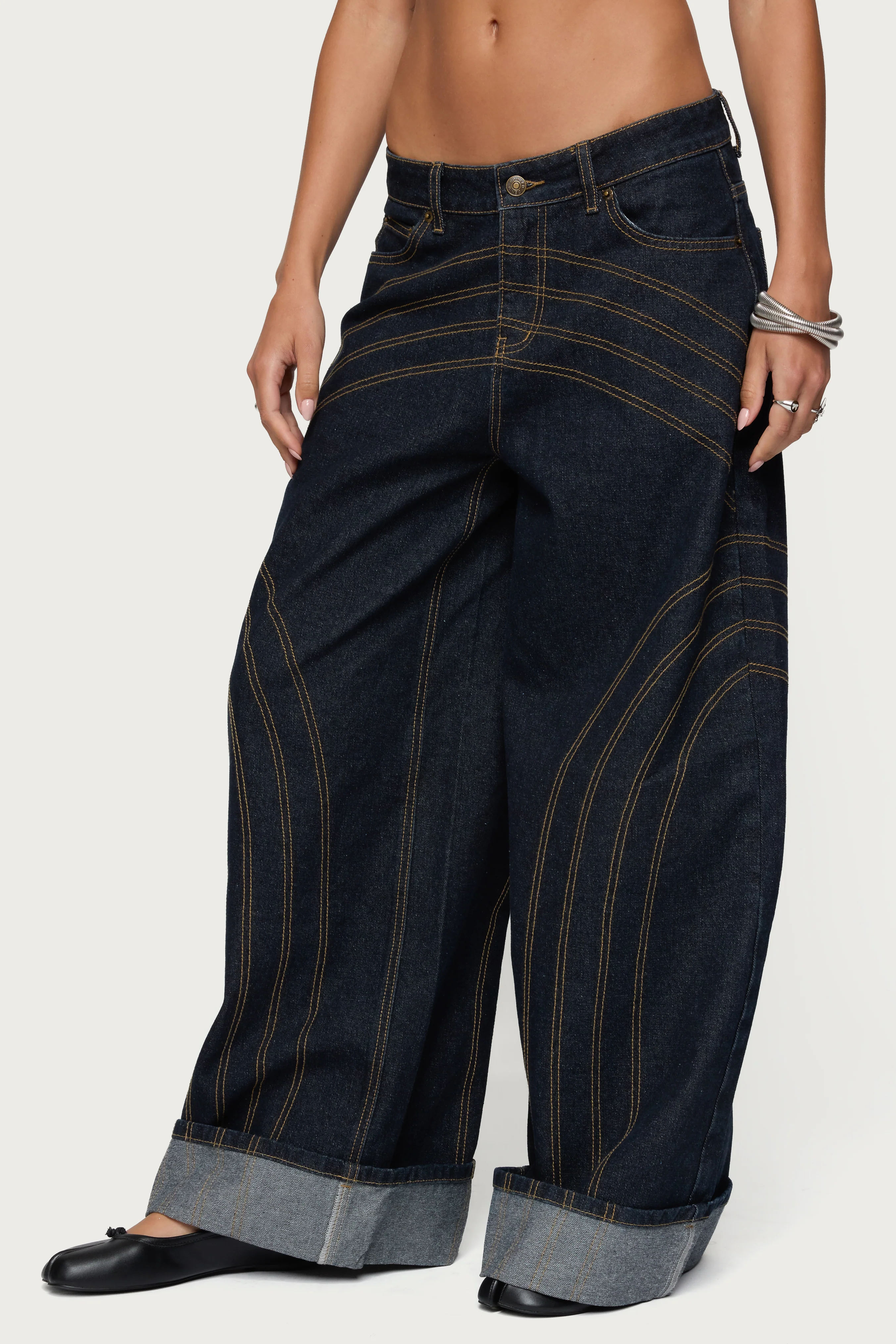 Cuffed Low Rise Baggy Jeans - Image 5