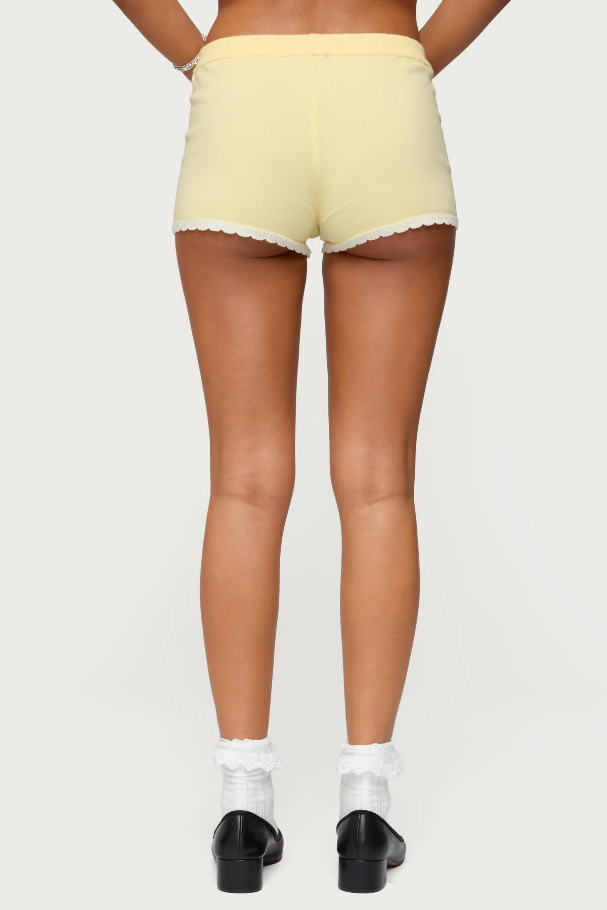Leila Scalloped Knit Shorts - Image 5