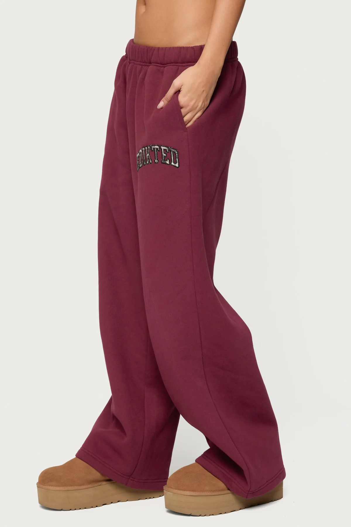 Camo Crush Edikted Sweatpants - Image 3