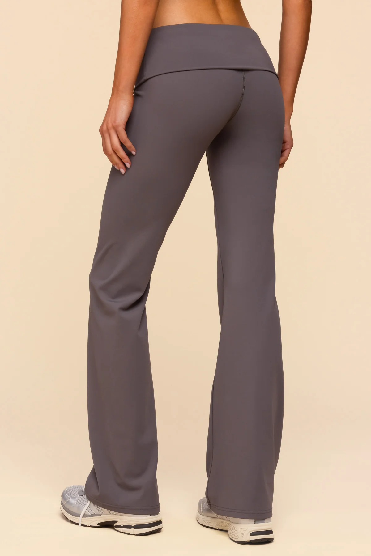 Oriane Foldover Flared Leggings - Image 5