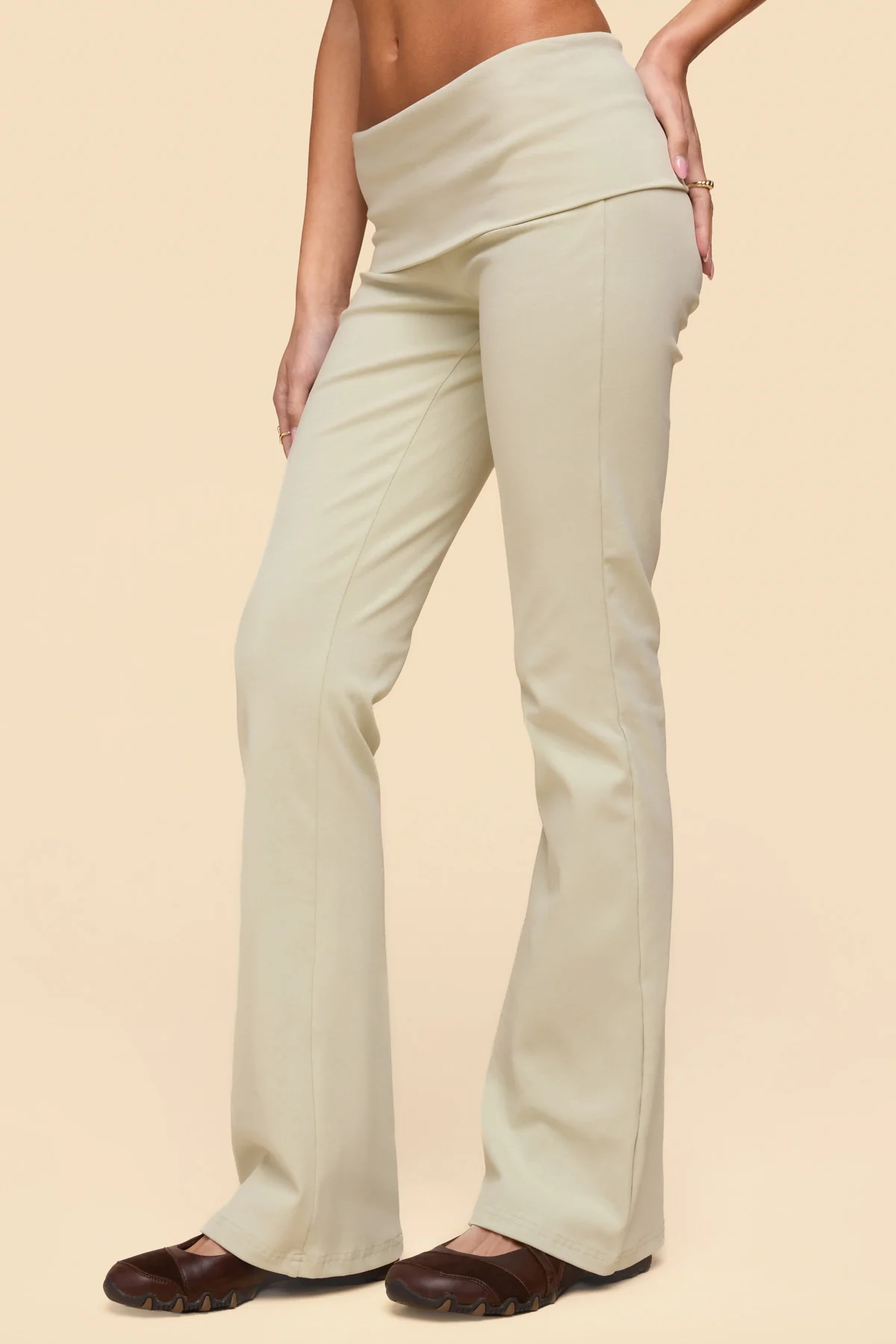 Ivanne Foldover Flared Pants - Image 3