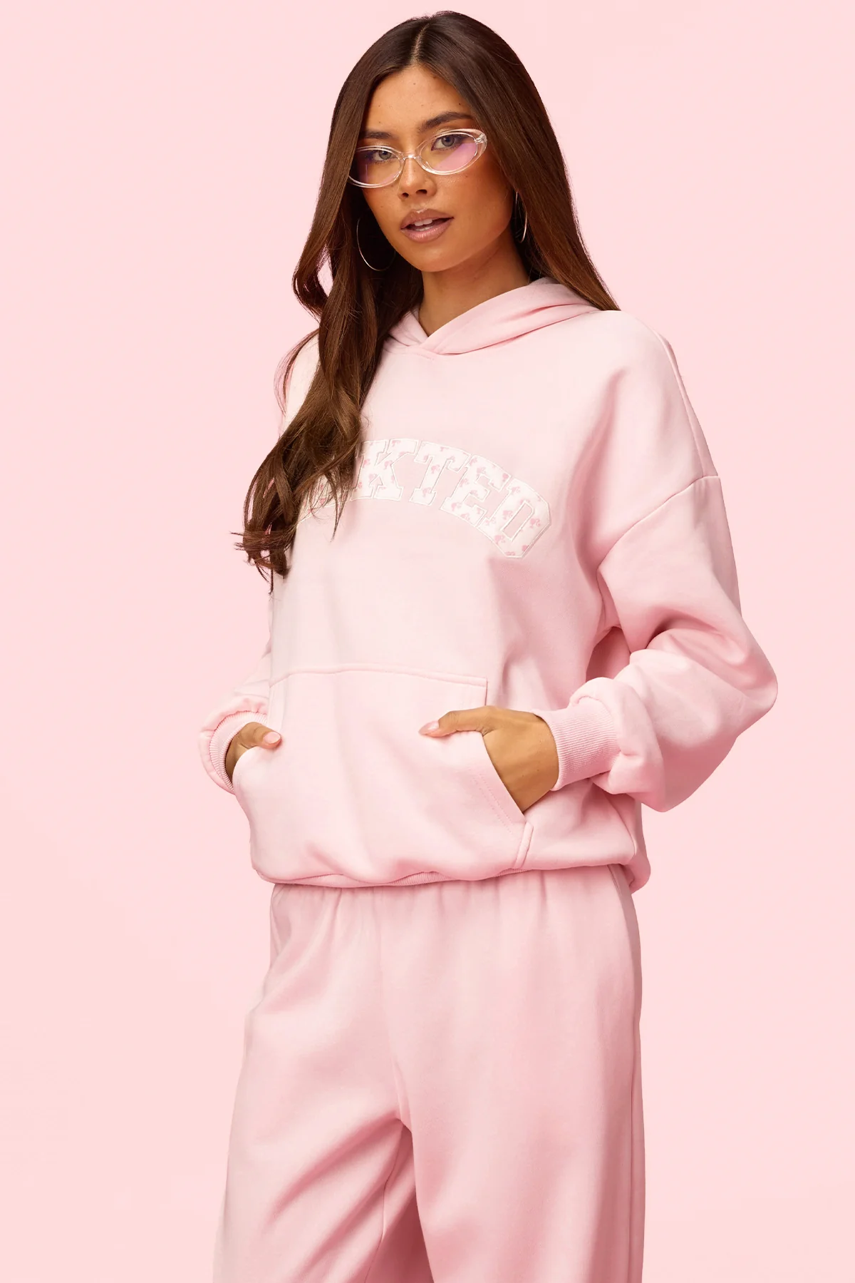 Edikted Hearts Barbie™ Oversized Hoodie - Image 4